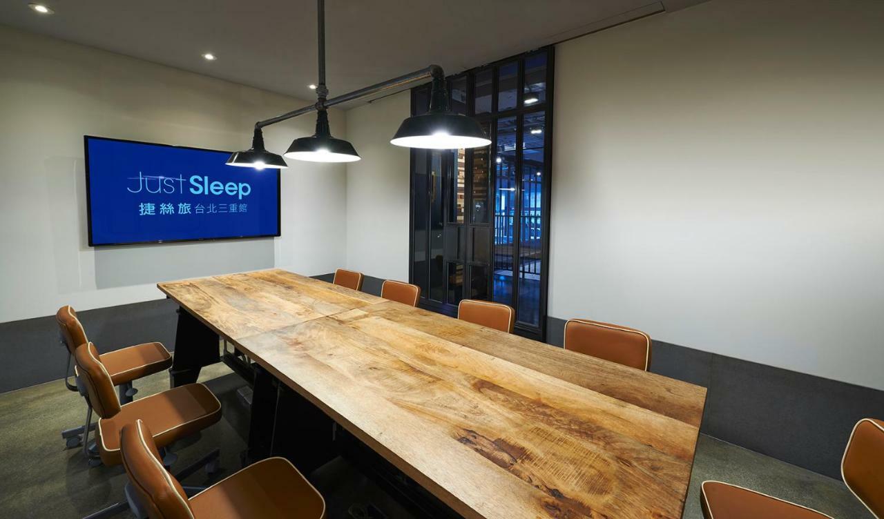 Just Sleep - Sanchong Hotel Taipei Bagian luar foto