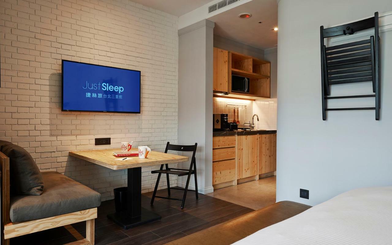 Just Sleep - Sanchong Hotel Taipei Bagian luar foto