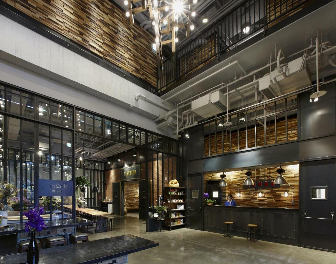 Just Sleep - Sanchong Hotel Taipei Bagian luar foto