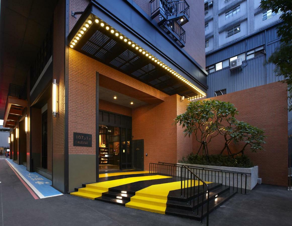 Just Sleep - Sanchong Hotel Taipei Bagian luar foto