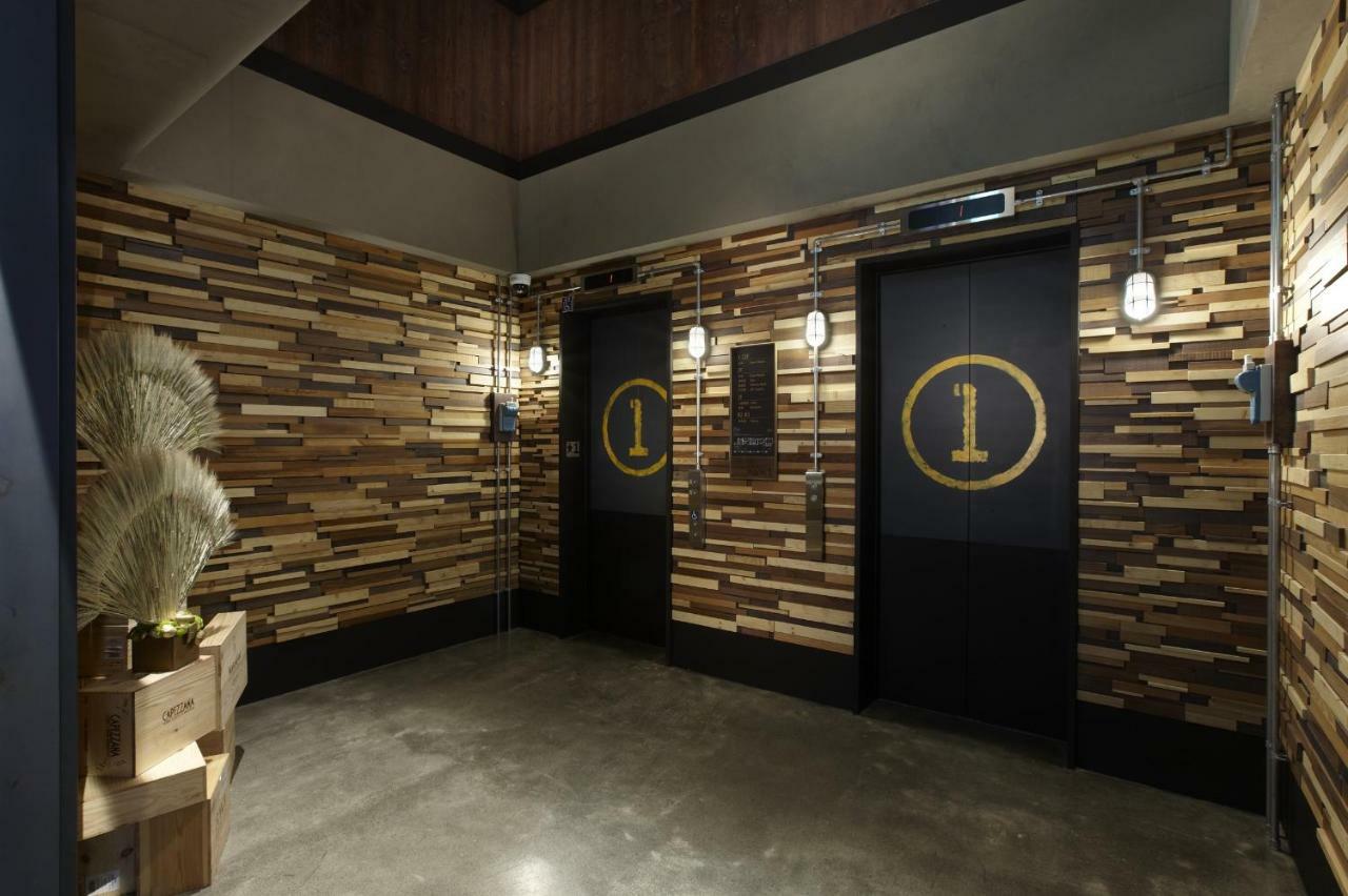 Just Sleep - Sanchong Hotel Taipei Bagian luar foto