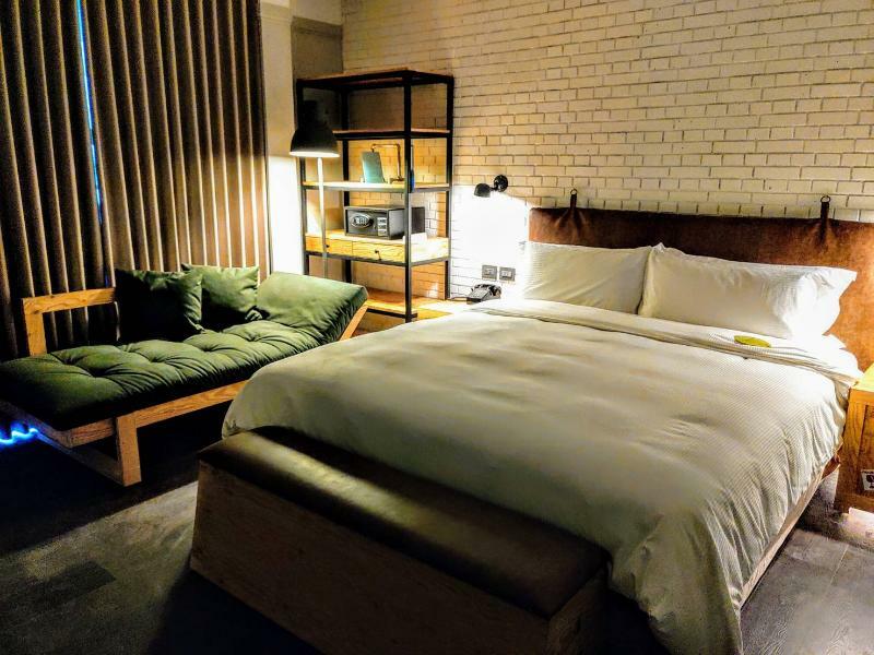 Just Sleep - Sanchong Hotel Taipei Bagian luar foto